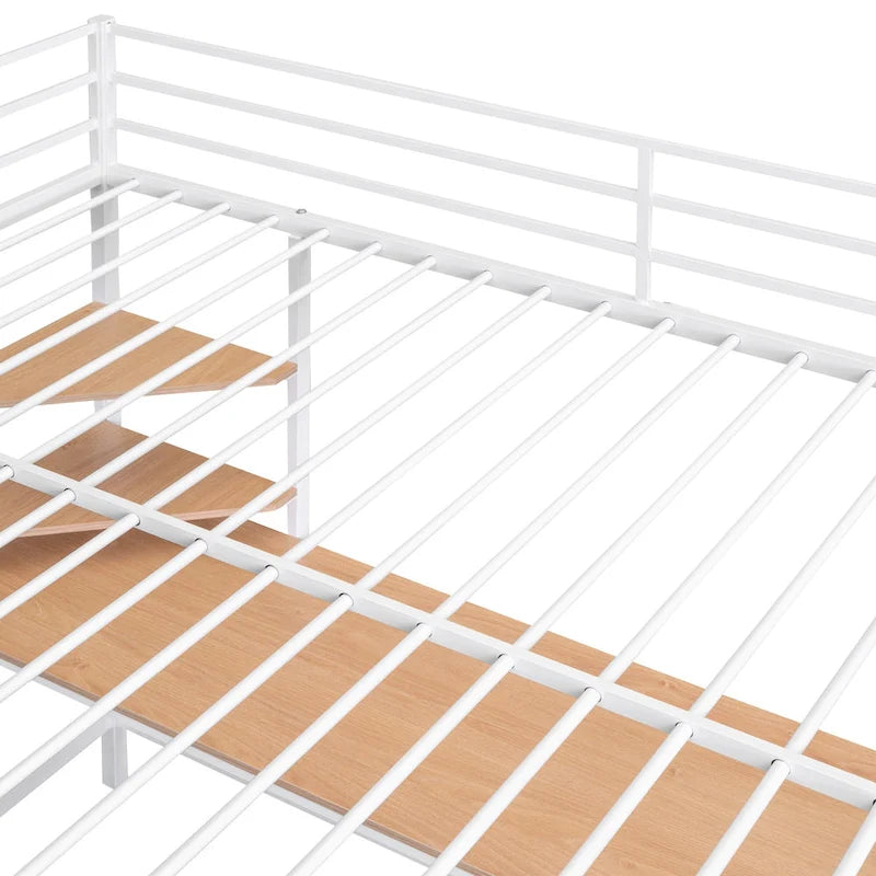 Lit mezzanine en métal pleine grandeur avec bureau, étagère et échelle
