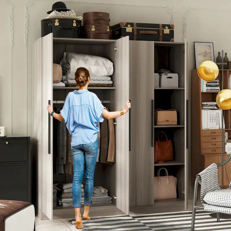 Armoire de rangement moderne sur pied en bois massif avec étagères