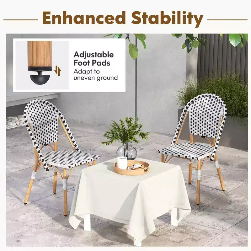 Lot de 4 chaises de bistrot françaises Costway avec rotin tressé à la main et cadre en métal galvanisé pour l'extérieur